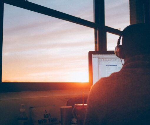 Photo by Simon Abrams on Splash